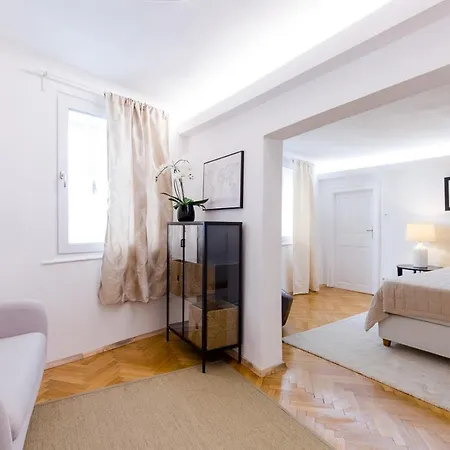 Apartmán Oldtown Exclusive Solnohrad