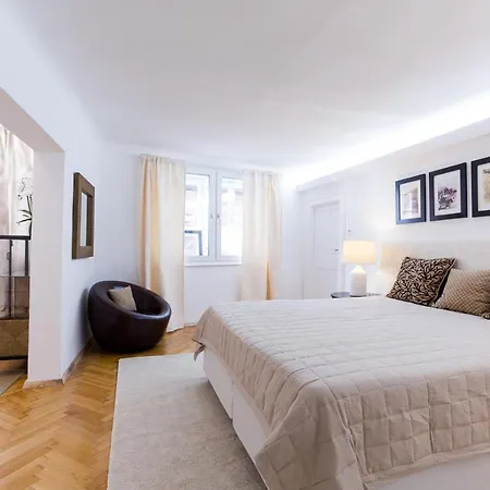 Oldtown Exclusive Apartamento