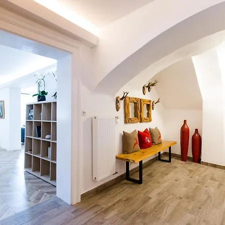 Oldtown Exclusive Apartmán Solnohrad